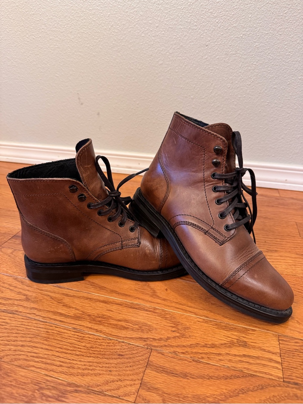 Women’s Brown Leather Lace-Up Boots